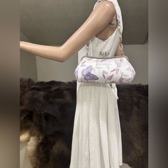 Butterfly PrintâCowhide Leather Handmade Kisslock Baguette Bag/Crossbody - Picture 2 of 14